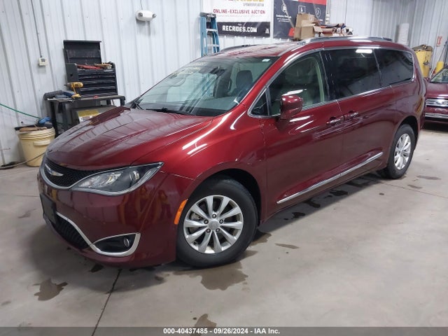 2C4RC1EG1JR182535 Chrysler Pacifica Touring L Plus
