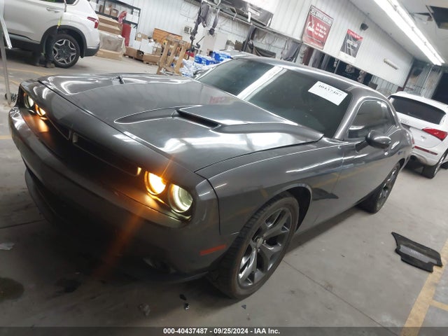 Dodge Challenger Sxt 2015 2C3CDZAG3FH728289 Image 2