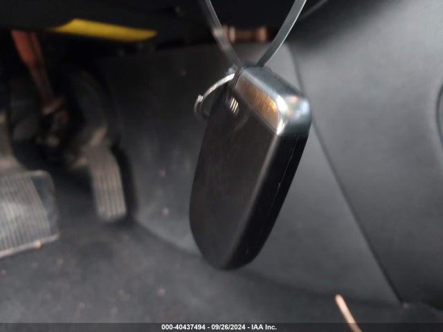 Chrysler 200 C 2015 1C3CCCCB3FN559500 Image 11