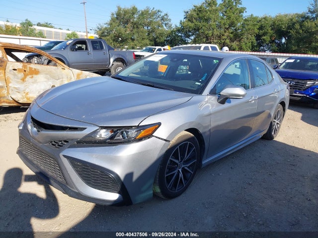 Toyota CAMRY SE 2022 4T1G11AK8NU712396 Image 2