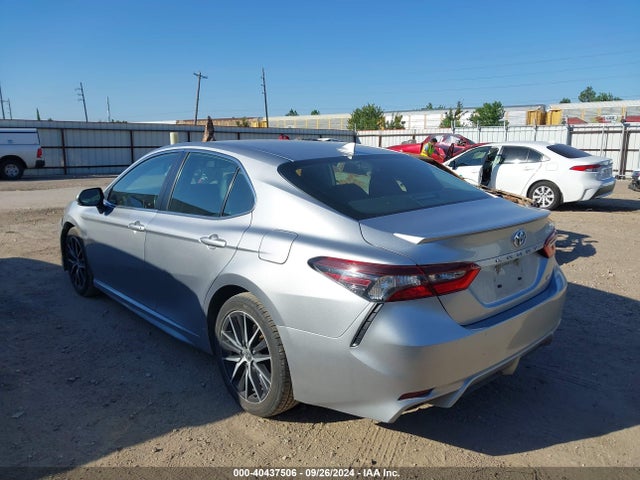 Toyota CAMRY SE 2022 4T1G11AK8NU712396 Image 3