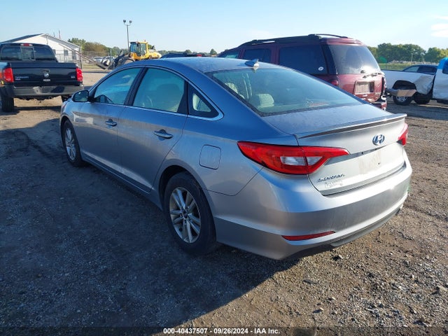 2015 Hyundai Sonata Se მანქანა იყიდება აუქციონზე, vin: 5NPE24AF4FH009225, აუქციონის ნომერი: 40437507