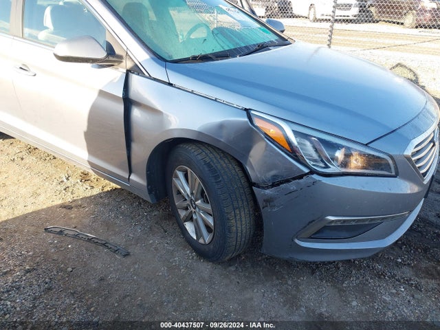 2015 Hyundai Sonata Se მანქანა იყიდება აუქციონზე, vin: 5NPE24AF4FH009225, აუქციონის ნომერი: 40437507