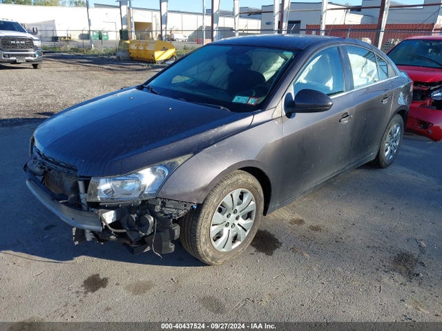 Chevrolet Cruze 1lt Auto 2015 1G1PC5SB2F7190121 Image 2