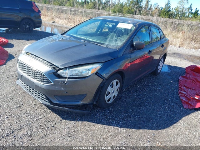 Ford FOCUS S 2017 1FADP3E21HL274798 Image 2