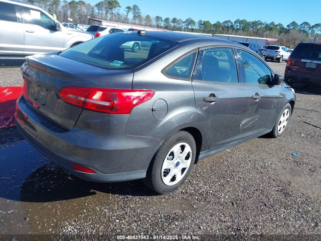 Ford FOCUS S 2017 1FADP3E21HL274798 Image 4