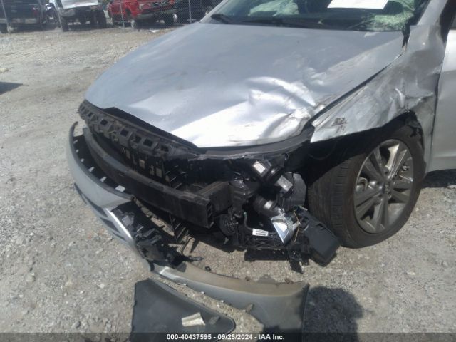5NPD84LF6HH192976 Hyundai ELANTRA SE