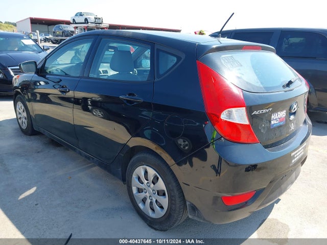 Hyundai ACCENT SE 2017 KMHCT5AEXHU366155 Image 3