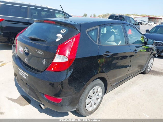 Hyundai ACCENT SE 2017 KMHCT5AEXHU366155 Image 4