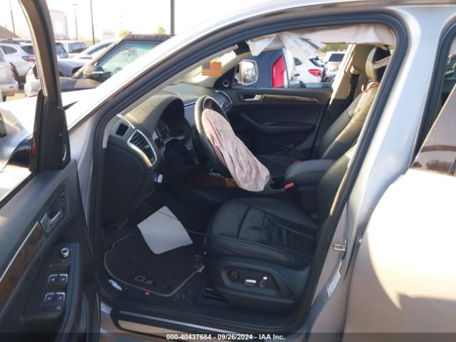 WA1LFAFP9FA074875 Audi Q5 2.0t Premium