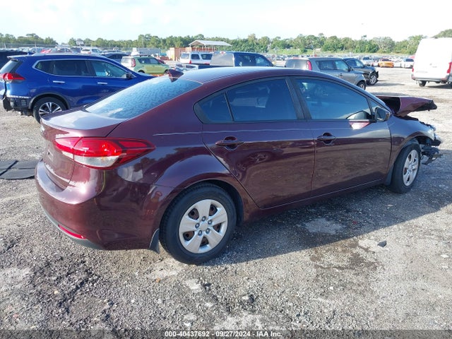 KIA FORTE LX 2018 3KPFK4A73JE219146 Image 4