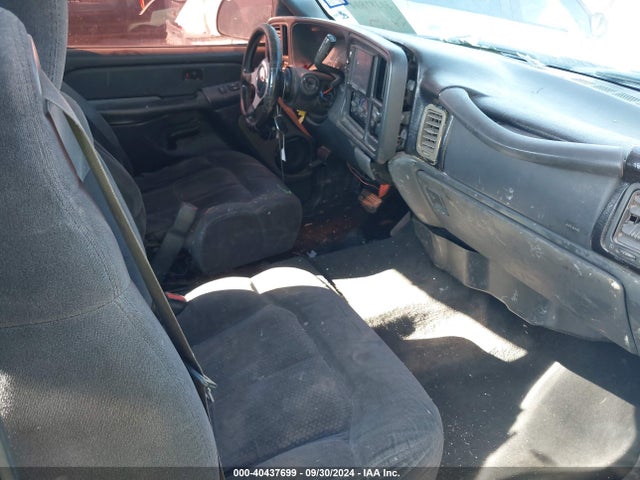 Aukcja sprzedaży 2001 Chevrolet Silverado 1500 Ls, vin: 2GCEC19T411117361, numer aukcji: 40437699