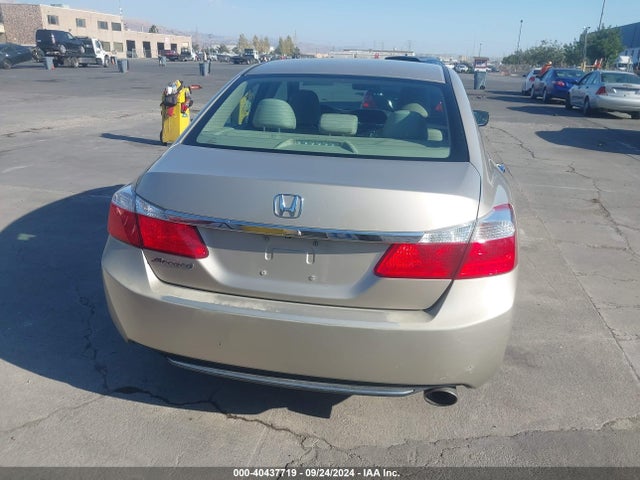 Honda k24w1 2015 1HGCR2F37FA131303 Image 29