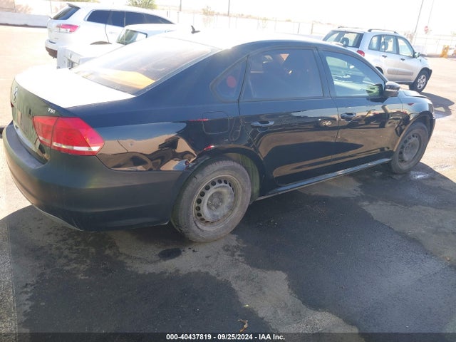 1VWAT7A30EC092730 Volkswagen Passat 1.8t S