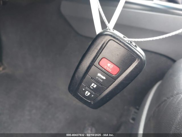 4T1BZ1HK6JU016266 Toyota Camry Xle V6