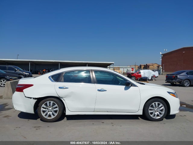 Nissan Altima 2.5 S 2018 1N4AL3AP9JC224186 Image 13