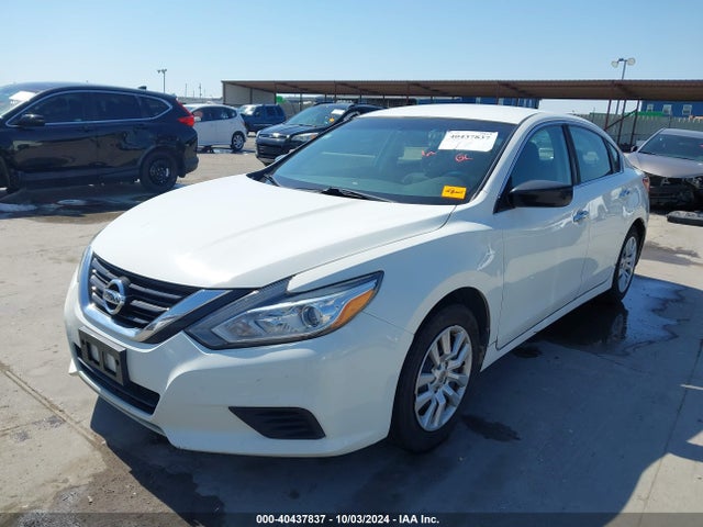 Nissan Altima 2.5 S 2018 1N4AL3AP9JC224186 Image 2