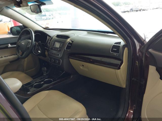 5XYKT3A69FG580601 KIA SORENTO LX
