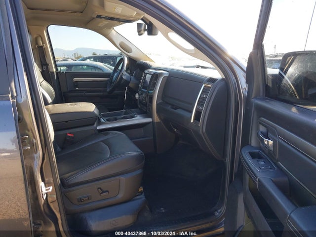 1C6RR7MT9JS248335 RAM 1500 Sport