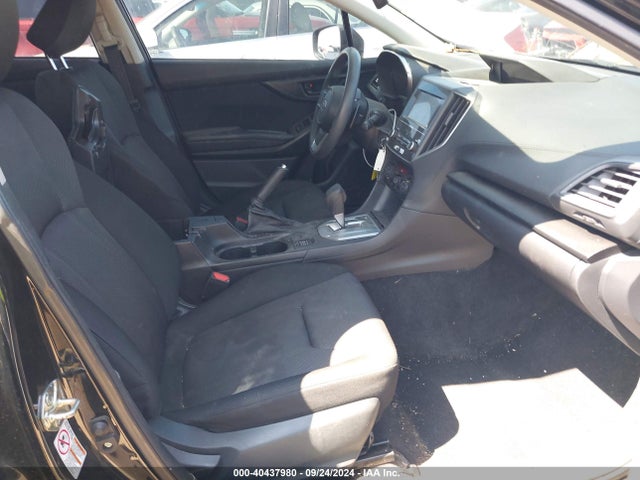 Subaru Impreza 2.0i Premium 2018 4S3GTAD68J3732970 Image 5