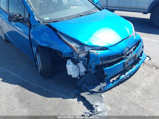 Toyota Prius Le 2022 JTDKAMFU5N3174630 Image 6