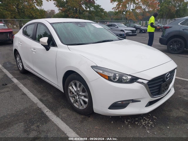 Mazda Mazda3 Sport 2018 3MZBN1U72JM217651 Image 1