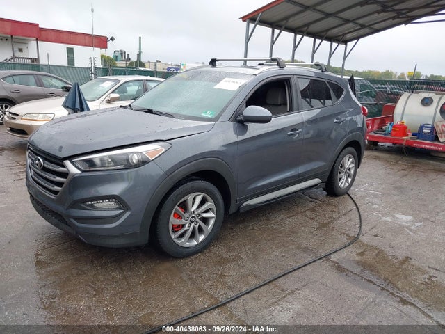 Hyundai TUCSON SEL 2018 KM8J3CA43JU692078 Image 2