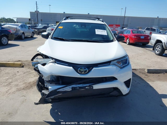 Toyota RAV4 LE 2017 JTMZFREV1HJ141888 Image 12