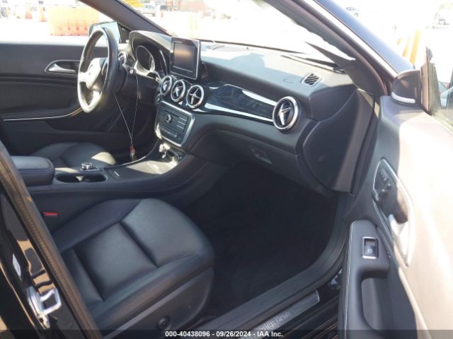 WDDSJ4GB8FN245229 Mercedes-Benz CLA 250 4MATIC