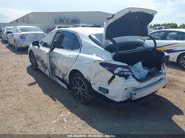 Toyota CAMRY SE 2024 4T1G11AK2RU256286 Image 3