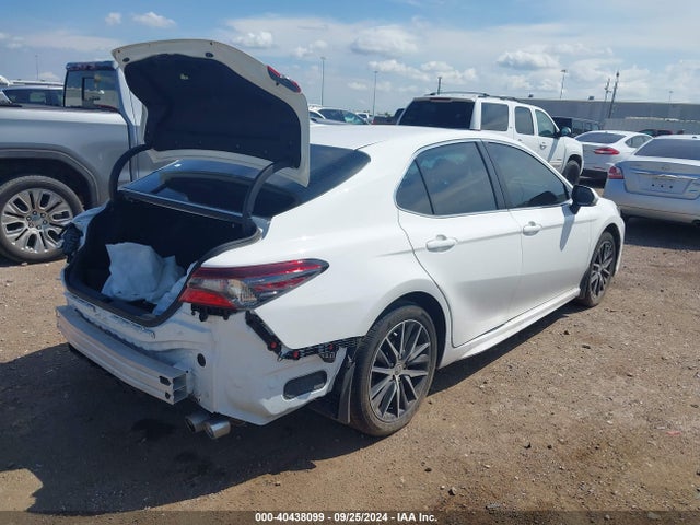 Toyota CAMRY SE 2024 4T1G11AK2RU256286 Image 4