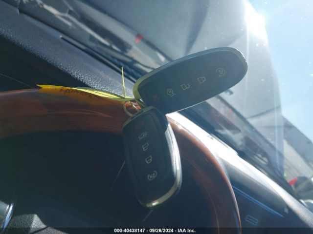 5LMJJ2JT0GEL08412 Lincoln Navigator Select