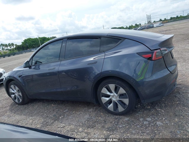 Tesla Model Y 2023 7SAYGAEE3PF888895 Image 14
