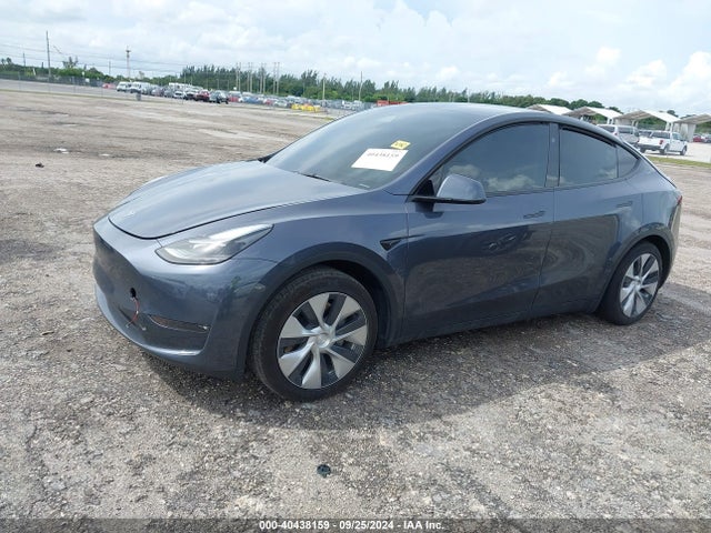 2023 TESLA MODEL Y 7SAYGAEE3PF888895 Photo 1