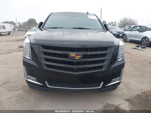 1GYS4BKJ3JR107775 Cadillac Escalade Luxury