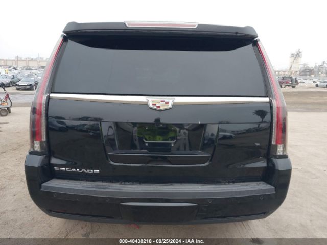 1GYS4BKJ3JR107775 Cadillac Escalade Luxury