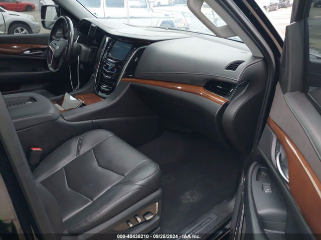 1GYS4BKJ3JR107775 Cadillac Escalade Luxury