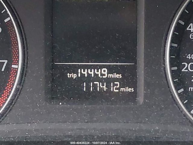 1VWAT7A30FC119426 Volkswagen Passat 1.8t Limited Edition
