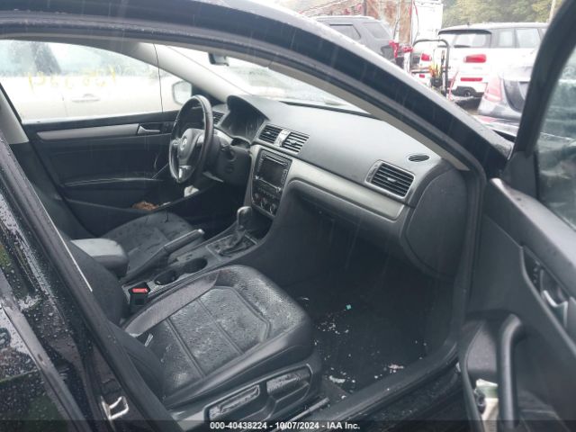 1VWAT7A30FC119426 Volkswagen Passat 1.8t Limited Edition