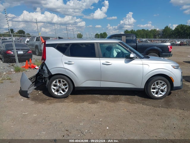 KIA SOUL S 2021 KNDJ23AU4M7772550 Image 13