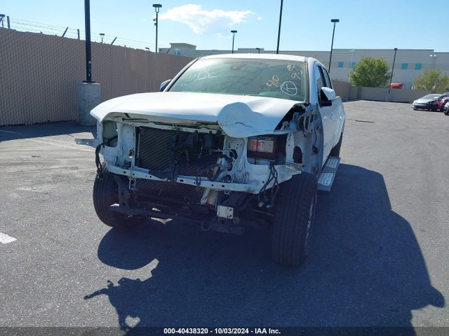 Toyota Tacoma Sr5 2018 3TMBZ5DN6JM012301 Image 2