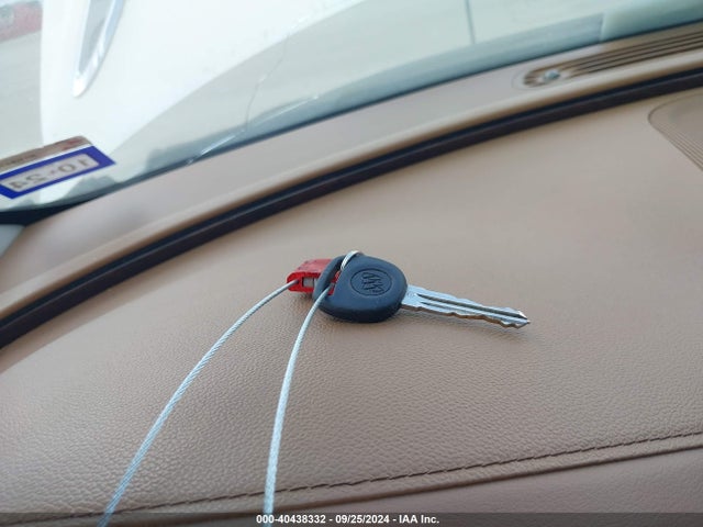 Buick Enclave Leather 2015 5GAKRBKD3FJ255997 Image 11