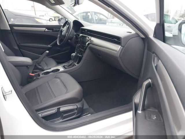 1VWSA7A36NC002491 Volkswagen Passat 2.0t Se