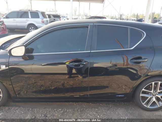 JTHKD5BH6H2286755 Lexus CT 200H