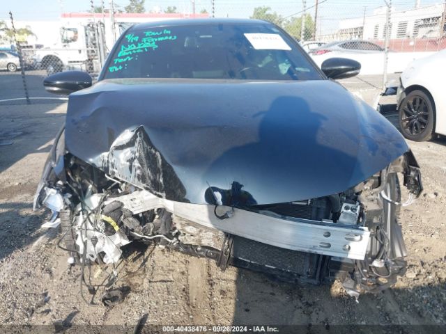 JTHKD5BH6H2286755 Lexus CT 200H