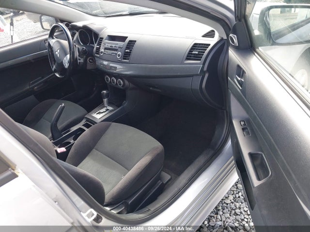 2008 MITSUBISHI LANCER JA3AU86U88U605761 Photo 4