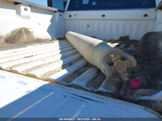 3GCUKNEC8GG217071 Chevrolet Silverado 1500 Wt