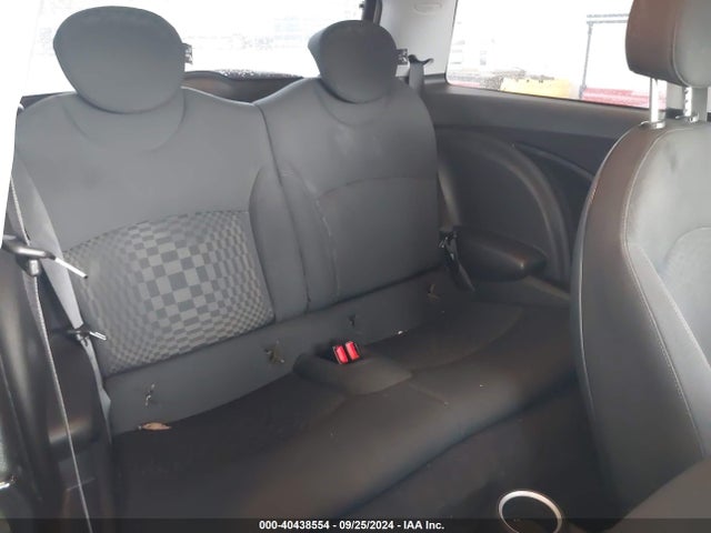 2007 MINI COOPER WMWMF335X7TL77885 Photo 7