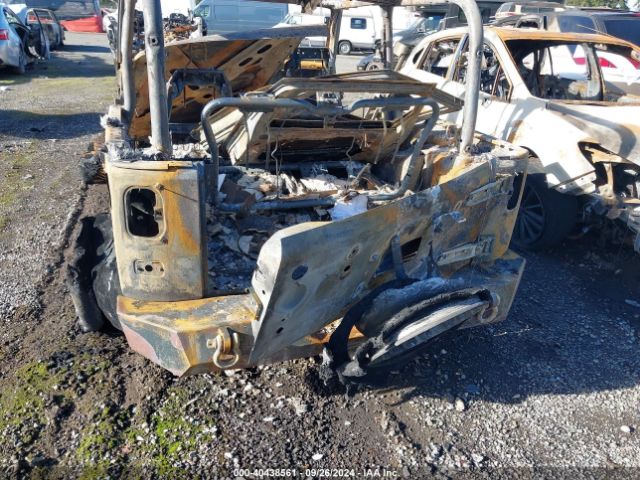 1C4GJWBG3EL253182 Jeep Wrangler Sahara