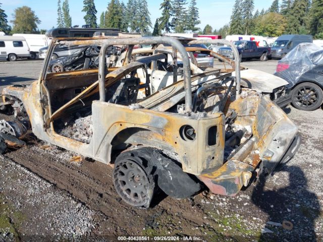 1C4GJWBG3EL253182 Jeep Wrangler Sahara